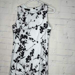 Homeyee size‎ 8 black & white dress